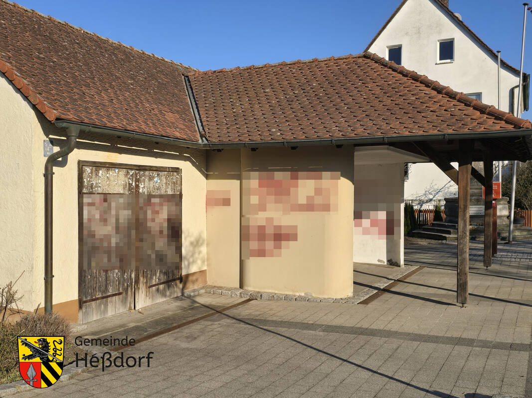20250316 bushäuschen niederlindach graffiti vandalismus 01asc-1067x800